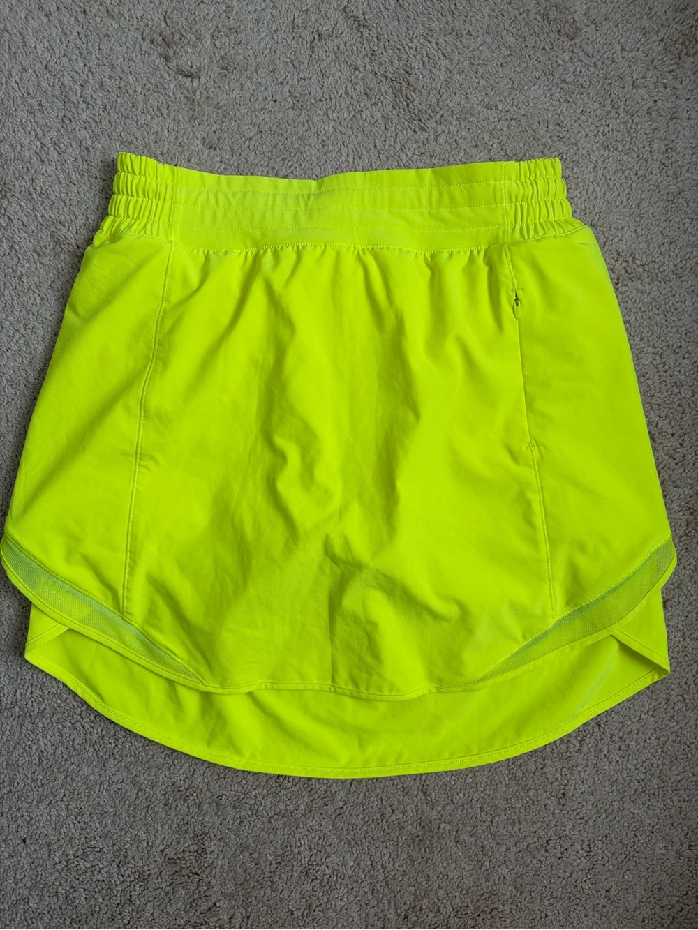 Lululemon Hotty Hot High-Rise Skirt Highlight Yellow Neon Run Skort Size 6